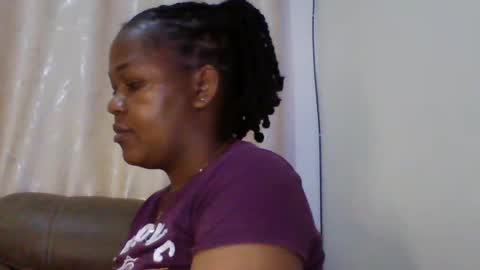 Snapshot of misticmoment chatting on 05-31-26, 06:04 misticmoment online show from 05-31-26, 06:04