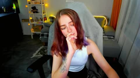 Hi everyone Im Tina online show from 09-08-25, 04:28