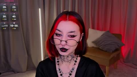 Snapshot of mistress__marcelline chatting on 05-13-26, 02:09 Marcelline online show from 05-13-26, 02:09