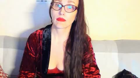 Snapshot of mistress_ass chatting on 05-16-26, 07:23 Victoria Eden online show from 05-16-26, 07:23