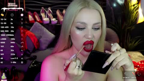 Darsy online show from 12-23-24, 05:22