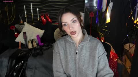 Darsy online show from 03-30-26, 05:41