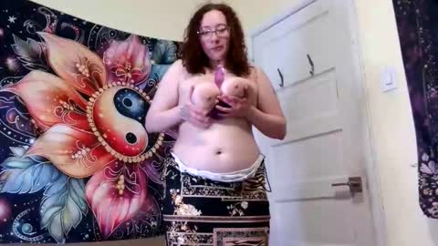 Snapshot of mistress_kasha chatting on 05-08-26, 07:30 Mistress Kaha online show from 05-08-26, 07:30