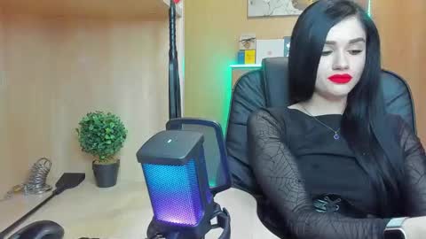 Snapshot of mistress_kristi chatting on 02-04-25, 09:20 Mistress Kristi online show from 02-04-25, 09:20