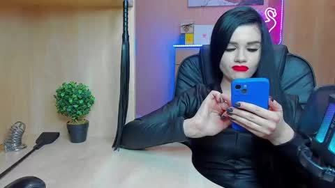 Snapshot of mistress_kristi chatting on 02-19-25, 09:58 Mistress Kristi online show from 02-19-25, 09:58