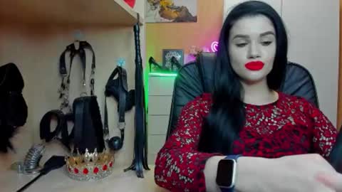 Snapshot of mistress_kristi chatting on 12-02-25, 07:20 Mistress Kristi online show from 12-02-25, 07:20