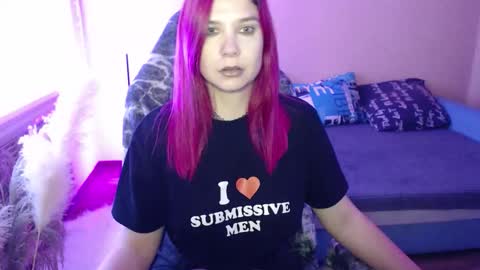 Miss Bailey online show from 10-24-25, 01:29