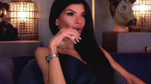 Snapshot of mistresselenia chatting on 07-08-26, 10:31 Elenia online show from 07-08-26, 10:31