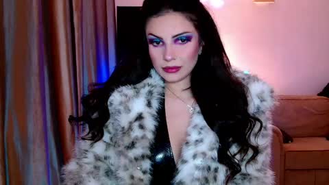 Snapshot of mistressfindom chatting on 04-29-26, 11:33 Goddess Katerina online show from 04-29-26, 11:33