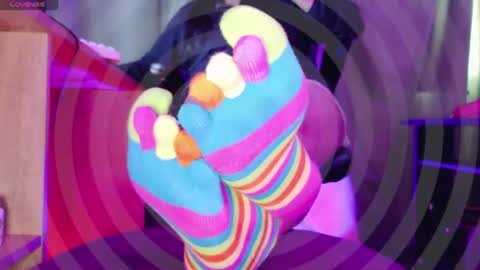 Snapshot of mistressjm_ chatting on 06-19-26, 07:17 Jhadee online show from 06-19-26, 07:17