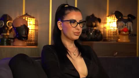 Mistress Kelly online show from 03-25-26, 11:22