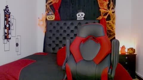 Snapshot of mistresslombana_666 chatting on 10-14-25, 05:30 Mistresslombana online show from 10-14-25, 05:30