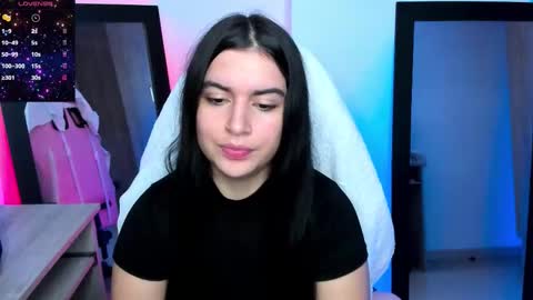 Snapshot of mistressmeredith chatting on 09-22-25, 11:18 Mistress Meredith online show from 09-22-25, 11:18