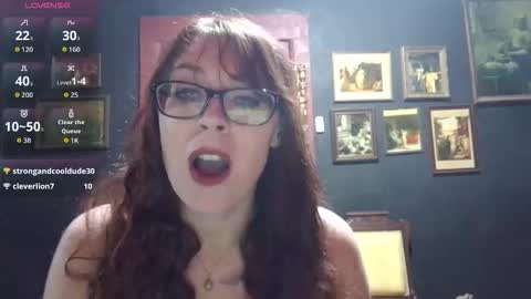 Snapshot of mistressthrope chatting on 10-24-25, 11:12 MistressThrope online show from 10-24-25, 11:12