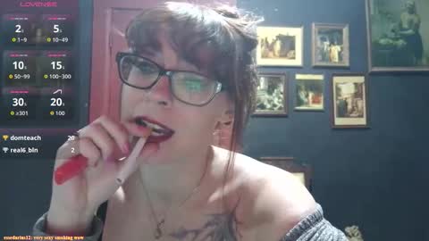 Snapshot of mistressthrope chatting on 10-26-25, 01:50 MistressThrope online show from 10-26-25, 01:50