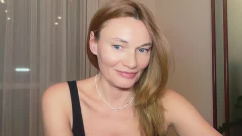 MistyBarnes NONUDE MODEL online show from 04-22-26, 04:30