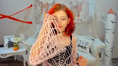 Snapshot of mistymarlow chatting on 10-25-25, 05:51 Misty online show from 10-25-25, 05:51