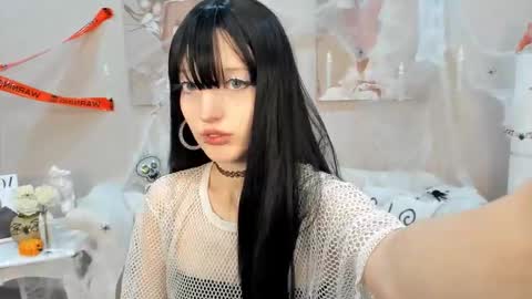 Snapshot of mistymarlow chatting on 11-01-25, 06:21 Misty online show from 11-01-25, 06:21