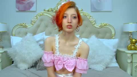 Snapshot of mistymarlow chatting on 11-05-25, 05:46 Misty online show from 11-05-25, 05:46