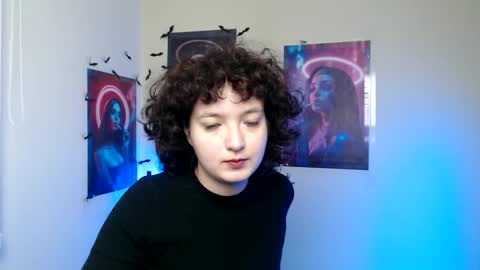 Aria online show from 12-01-25, 06:51