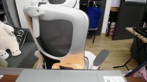 Snapshot of misumiko96 chatting on 12-18-25, 01:11 Misumiko96 online show from 12-18-25, 01:11