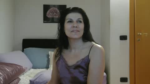 Snapshot of misxy500310 chatting on 01-04-25, 11:27 MISXY500310 online show from 01-04-25, 11:27