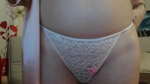 Snapshot of misxy500310 chatting on 02-25-25, 10:07 MISXY500310 online show from 02-25-25, 10:07