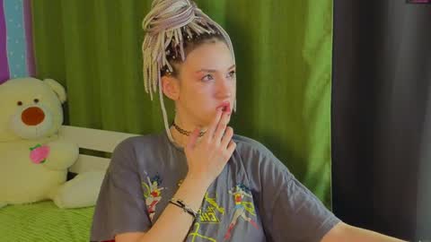 Snapshot of mitch911 chatting on 02-07-25, 06:56 alice online show from 02-07-25, 06:56