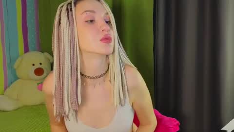 Snapshot of mitch911 chatting on 02-10-25, 08:21 alice online show from 02-10-25, 08:21