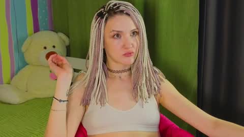 Snapshot of mitch911 chatting on 02-10-25, 11:34 alice online show from 02-10-25, 11:34