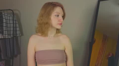 Snapshot of mitch911 chatting on 10-24-25, 03:03 alice online show from 10-24-25, 03:03