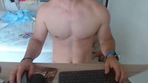 Snapshot of mitcheli chatting on 02-19-25, 03:16 Onlyfans online show from 02-19-25, 03:16