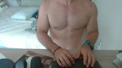 Snapshot of mitcheli chatting on 12-05-25, 02:47 Onlyfans online show from 12-05-25, 02:47