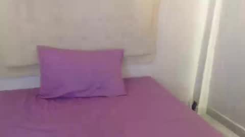 Snapshot of mitchell_diaz chatting on 09-20-25, 02:07 Mitchell online show from 09-20-25, 02:07