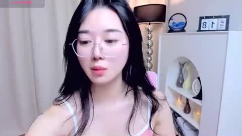 Snapshot of miu99999 chatting on 06-18-26, 09:14 miu99999 online show from 06-18-26, 09:14
