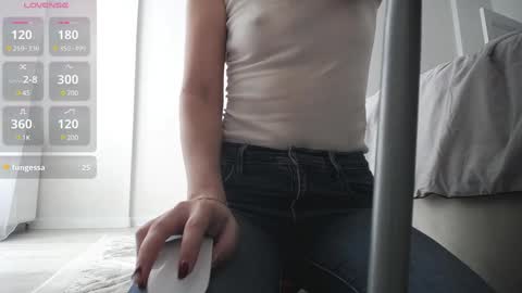 Snapshot of miu__miu chatting on 12-09-24, 09:17 miu__miu online show from 12-09-24, 09:17