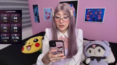  Miwa Violet  online show from 09-22-25, 12:12