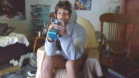 Snapshot of mixxychocolate chatting on 01-12-26, 01:16 Deanthony online show from 01-12-26, 01:16