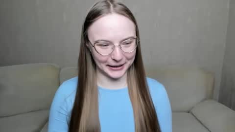 Snapshot of miya_mimi chatting on 12-13-24, 12:50 Miya online show from 12-13-24, 12:50