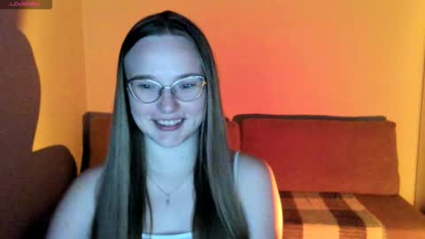 Snapshot of miya_mimi chatting on 09-25-25, 09:40 Miya online show from 09-25-25, 09:40