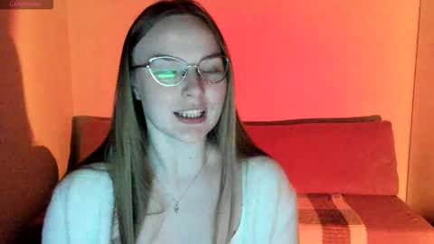 Snapshot of miya_mimi chatting on 10-15-25, 06:41 Miya online show from 10-15-25, 06:41