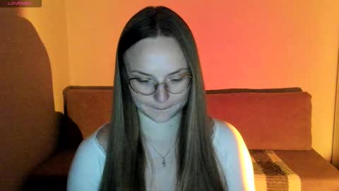 Snapshot of miya_mimi chatting on 10-22-25, 03:56 Miya online show from 10-22-25, 03:56