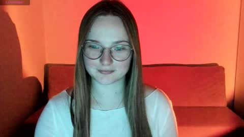 Snapshot of miya_mimi chatting on 11-30-25, 06:45 Miya online show from 11-30-25, 06:45