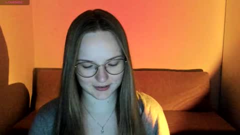 Snapshot of miya_mimi chatting on 12-15-25, 05:50 Miya online show from 12-15-25, 05:50