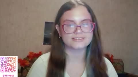 Milana online show from 10-10-25, 01:43