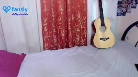 Miyakabebe online show from 05-23-26, 09:52
