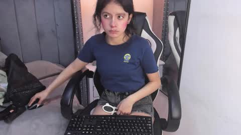 Snapshot of miyu_komori chatting on 03-03-26, 12:55 miyu_komori online show from 03-03-26, 12:55