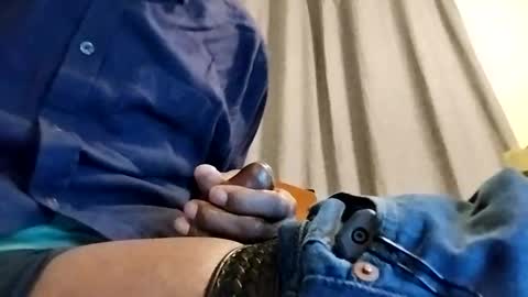 Snapshot of mizerze chatting on 01-02-25, 02:33 mizerze online show from 01-02-25, 02:33