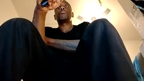 Snapshot of mizerze chatting on 01-22-25, 12:49 mizerze online show from 01-22-25, 12:49