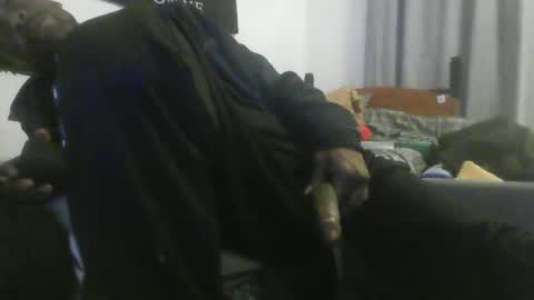 Snapshot of mizerze chatting on 09-23-25, 07:11 mizerze online show from 09-23-25, 07:11